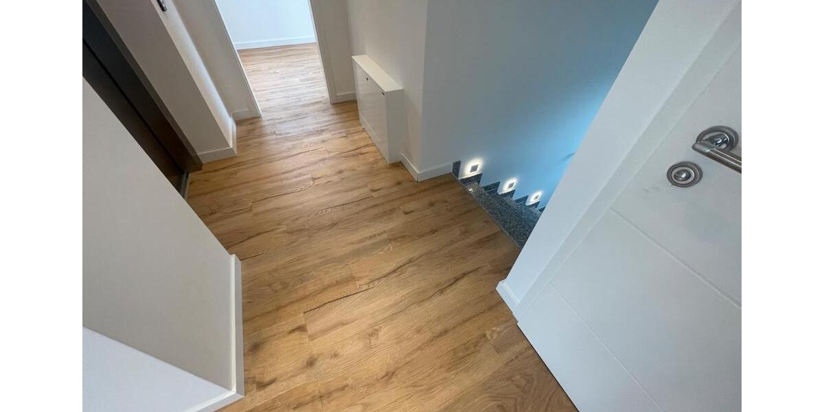 Penthouse Wohnung zu vermieten (warm) ab 01.02.2026 3 zimmer