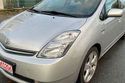 Toyota Prius 158.400 km 4.980 € Bremen 28215