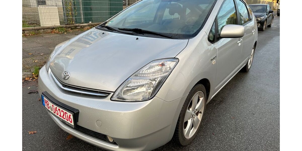 Toyota Prius 158.400 km 5.940 € Bremen 28215