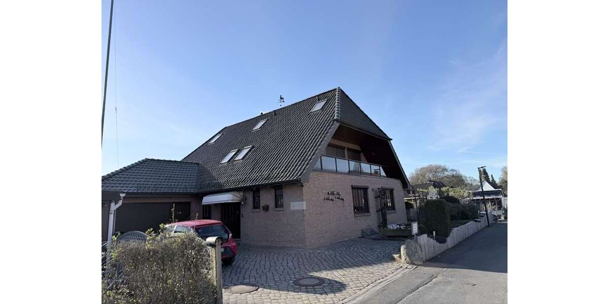 Einfamilienhaus Bremen Vegesack - 7 Zimmer, 367 m&sup2;, 699.900&euro; | Angebot:26201183