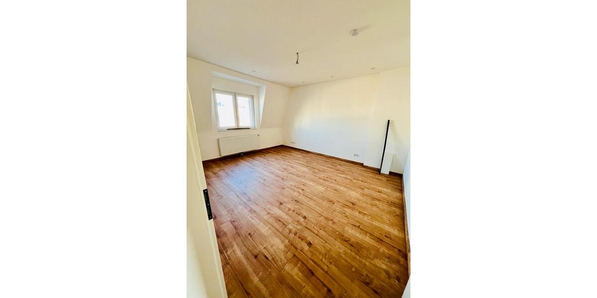 Maisonettenwohnung Bremen Gröpelingen - 3 Zimmer, 85 m&sup2;, 1.200&euro; | Angebot:25553016