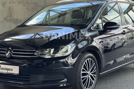 VW Touran 105.434 km 18.999 &euro; Bremen 28237