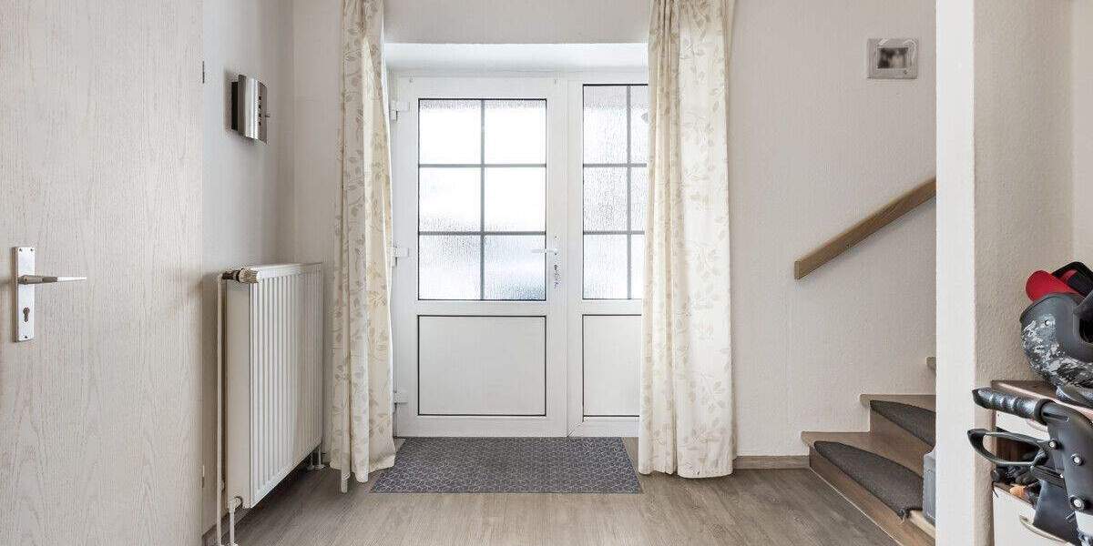 Doppelhaushälfte Emtinghausen - 6 Zimmer, 127 m&sup2;, 299.000&euro; | Angebot:25670976