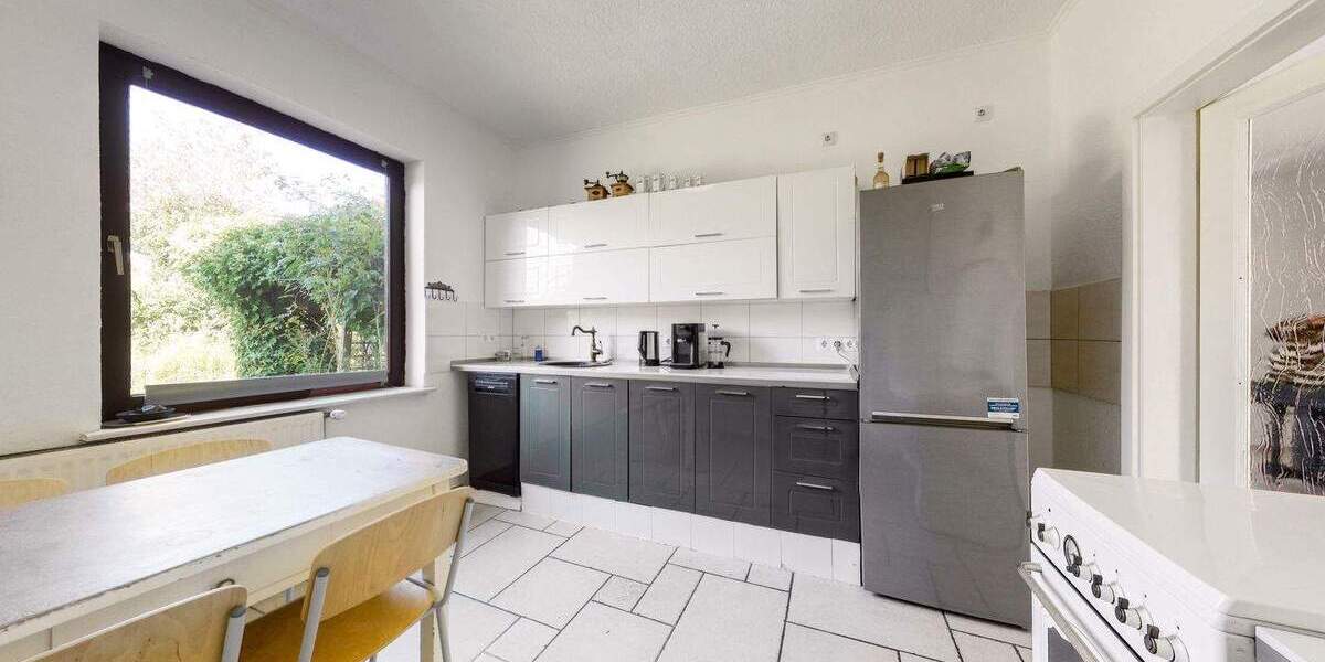 Mehrfamilienhaus, Wohnhaus Ganderkesee - 9 Zimmer, 210 m&sup2;, 399.000&euro; | Angebot:25693011