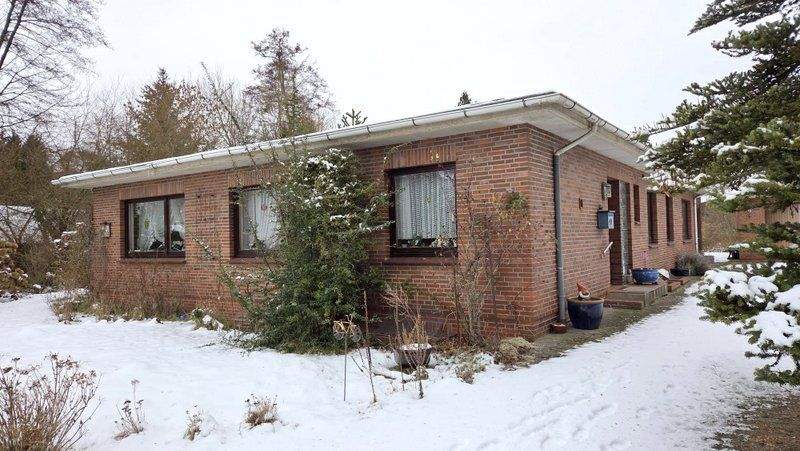 Bungalow Delmenhorst Deichhorst - 5 Zimmer, 130 m&sup2;, 349.000&euro; | Angebot:24992116