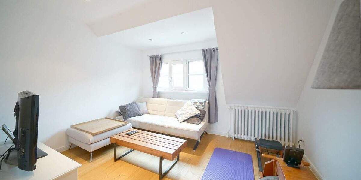 Reihenmittelhaus Bremen Schwachhausen - 8 Zimmer, 207 m&sup2;, 969.000&euro; | Angebot:25050724