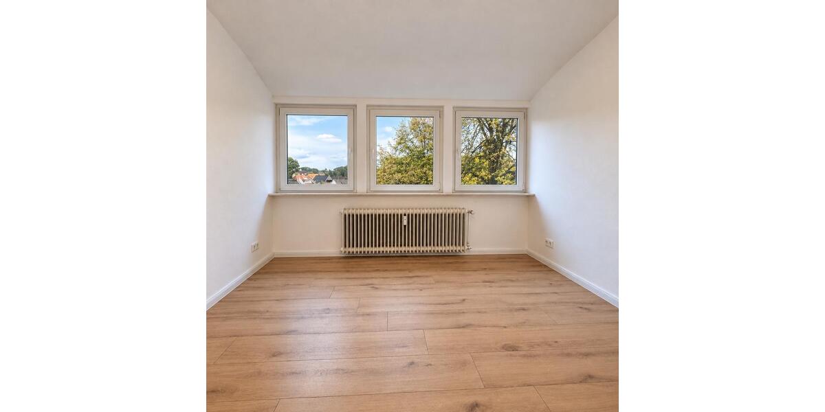 Dachgeschoßwohnung Bremen Blumenthal - 3 Zimmer, 72 m&sup2;, 650&euro; | Angebot:27656906