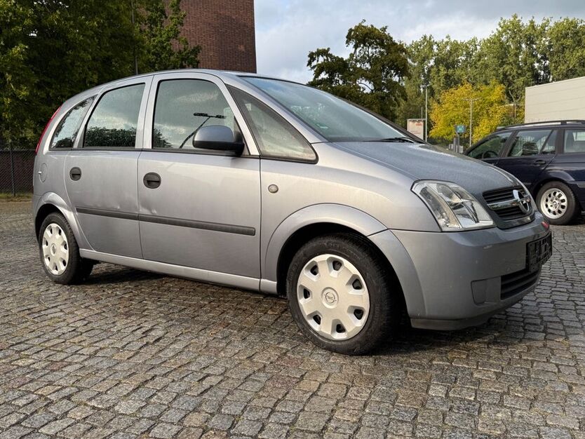 Opel Meriva 78.000 km 2.490 € Bremen 28329
