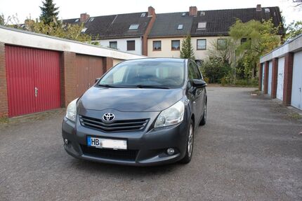 Toyota Verso 199.000 km 4.500 &euro; Bremen 28307