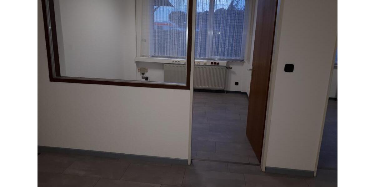 Gewerbeobjekt Stuhr - 1.025&euro; | Angebot:24313742