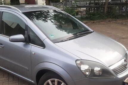 Opel Zafira 189.000 km 1.850 &euro; Bremen 28199
