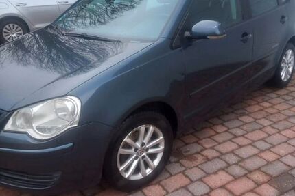 VW Polo 185.000 km 2.500 &euro; bremen 28325