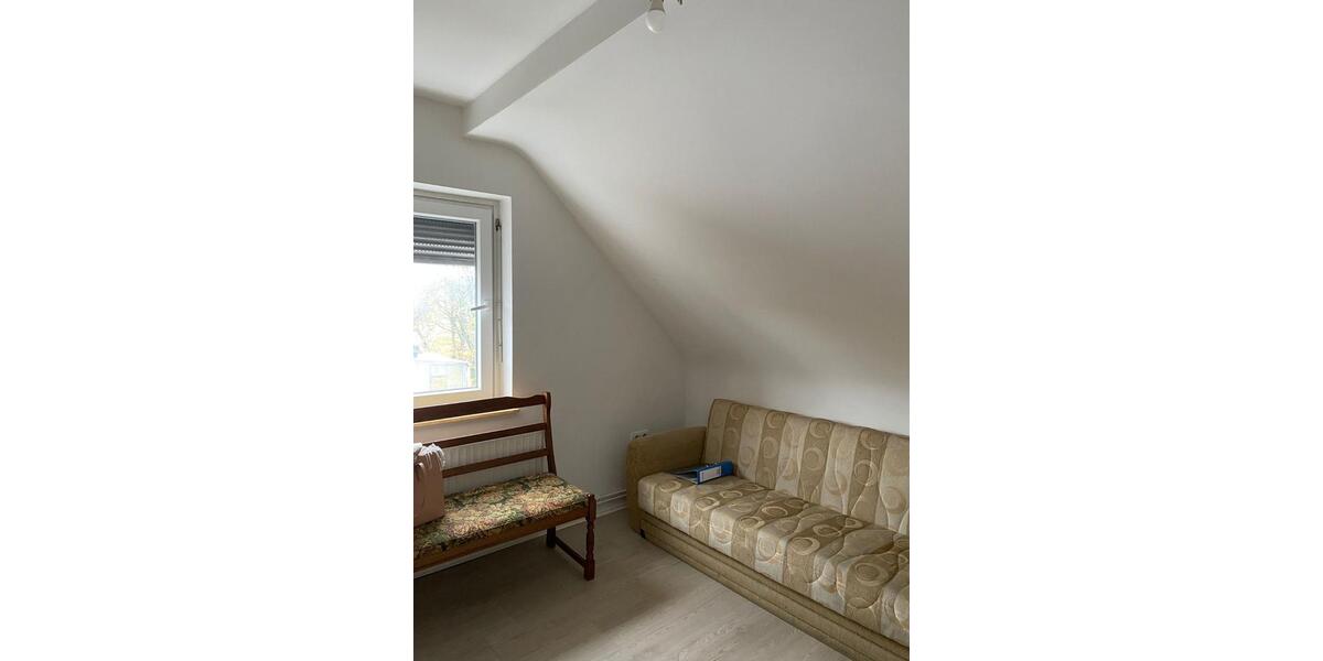 Dachgeschoßwohnung Bremen Burglesum - 1.5 Zimmer, 44 m&sup2;, 659&euro; | Angebot:23873432