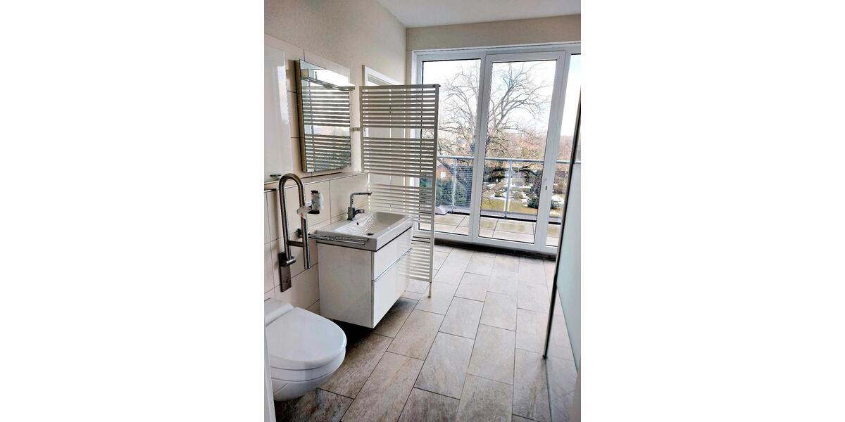 Exklusive barrierefreie Penthouse Wohnung zentral in Brinkum 3 zimmer