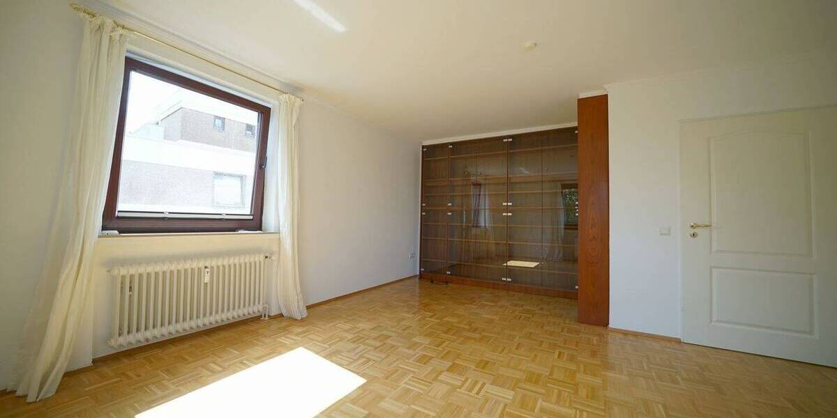 Etagenwohnung Bremen Schwachhausen - 4 Zimmer, 104 m&sup2;, 385.000&euro; | Angebot:25729700