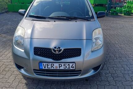 Toyota Yaris 178.000 km 2.000 &euro; Achim 28832