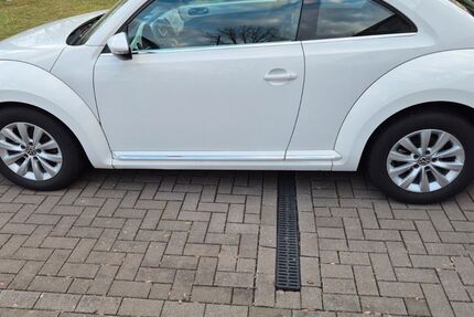 VW Beetle 101.000 km 8.000 &euro; Bremen 28197