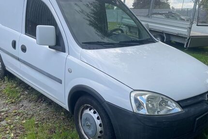 Opel Combo 151.436 km 1.600 € Berne 27804