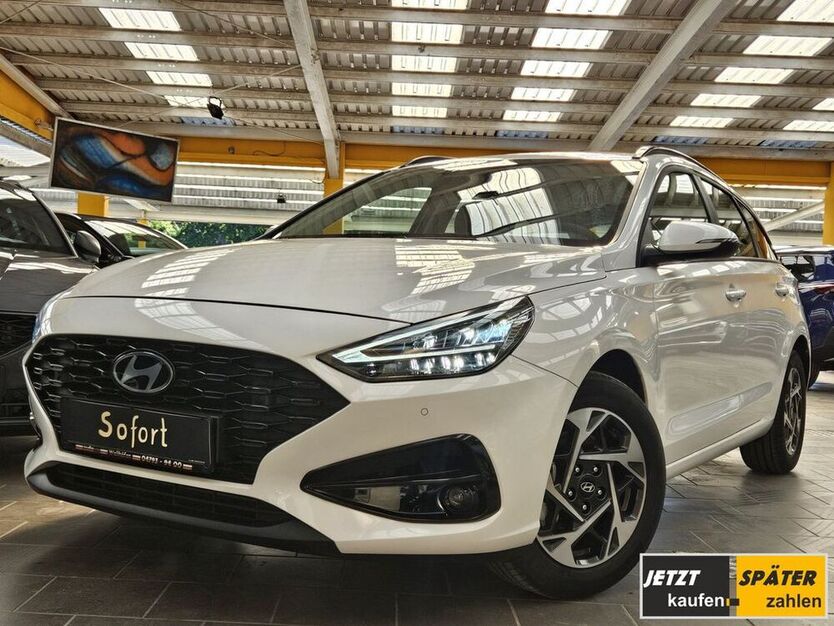 i30
