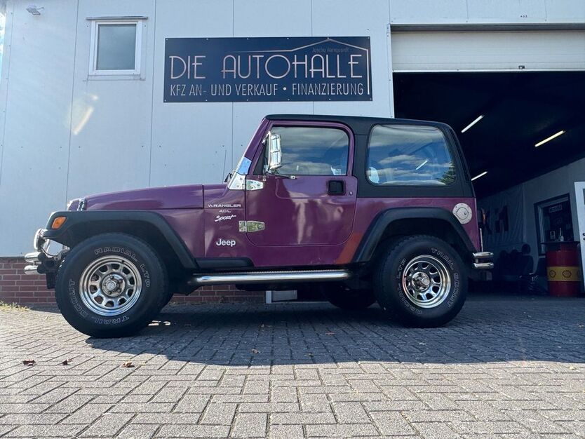 Jeep Wrangler 183.121 km 12.921 € Delmenhorst 27755