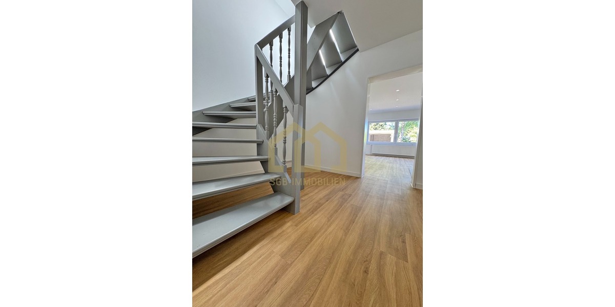 Saniertes Endhaus mit großem Garten, Kamin, Garage und moderner Ausstattung - Reihenendhaus Bremen Blumenthal | Angebot:26635062