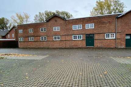 Wohnung zum Kaufen in Delmenhorst 120.000 € 160 m² 4 zimmer