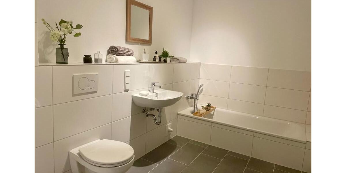 Reihenhaus Ritterhude - 5 Zimmer, 130 m&sup2;, 1.600&euro; | Angebot:25082170