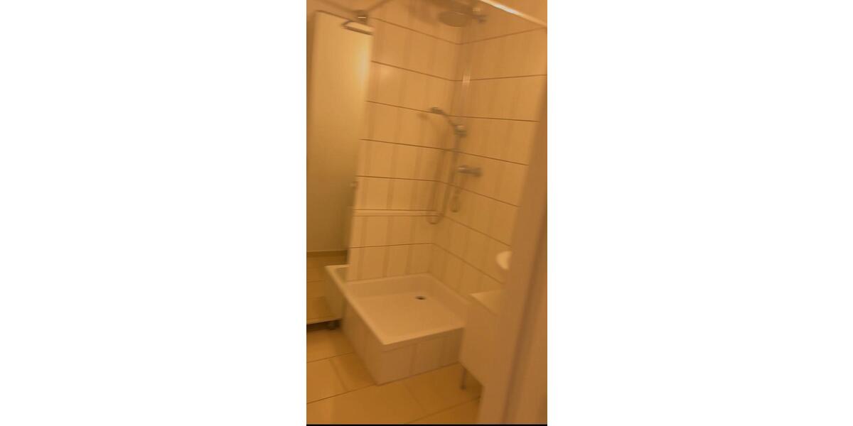Dachgeschoßwohnung Bremen Walle - 1 Zimmer, 40 m&sup2;, 435&euro; | Angebot:26634368