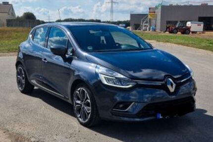 Renault Clio 122.000 km 7.700 € Twistringen 27239