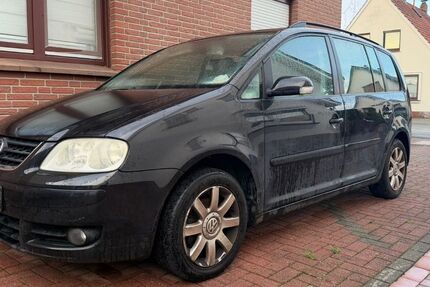 VW Touran 280.000 km 1.440 &euro; Delmenhorst 27749