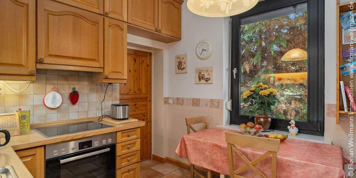 Oyten - Bassen | Gepflegtes Einfamilienhaus mit viel Platz, zwei Terrassen, großem Garten und Doppelgarage in idyllischer Ortsrandlage 7 zimmer