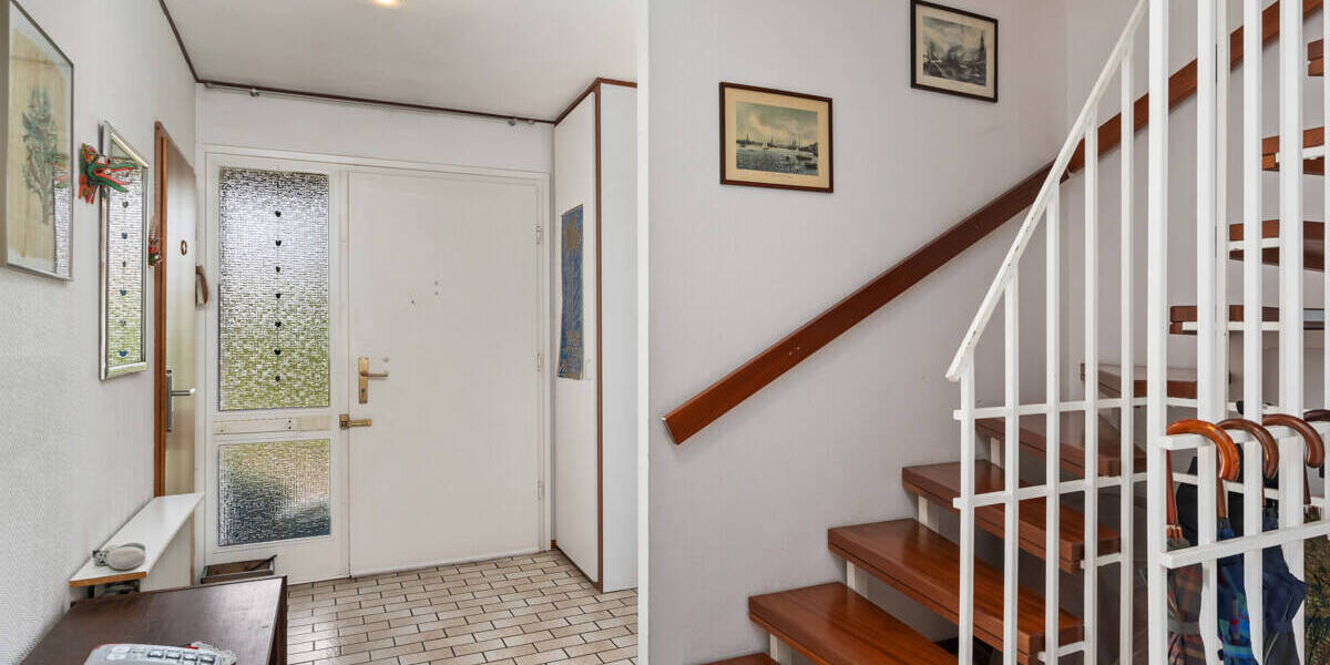 Mehrfamilienhaus, Wohnhaus Achim Bierden - 5 Zimmer, 178 m&sup2;, 270.000&euro; | Angebot:26515156