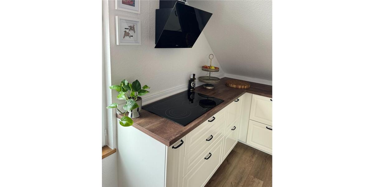 Dachgeschoßwohnung Bremen Blumenthal - 2.5 Zimmer, 66 m&sup2;, 845&euro; | Angebot:25150612