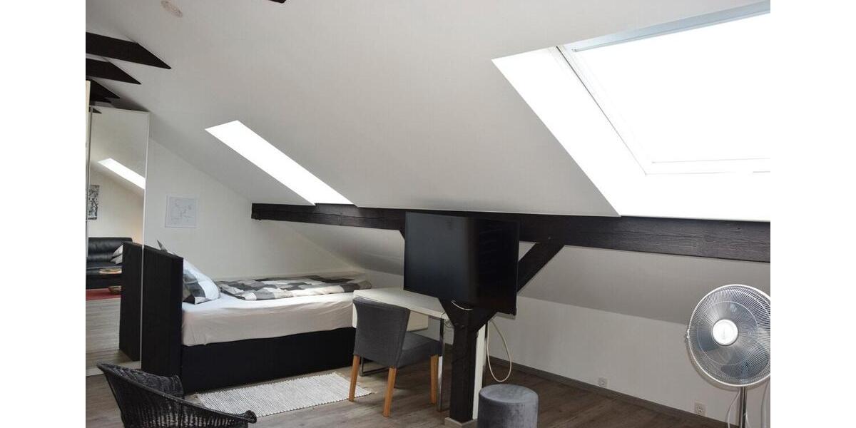 Dachgeschoßwohnung Bremen - 1 Zimmer, 40 m&sup2;, 600&euro; | Angebot:26476162