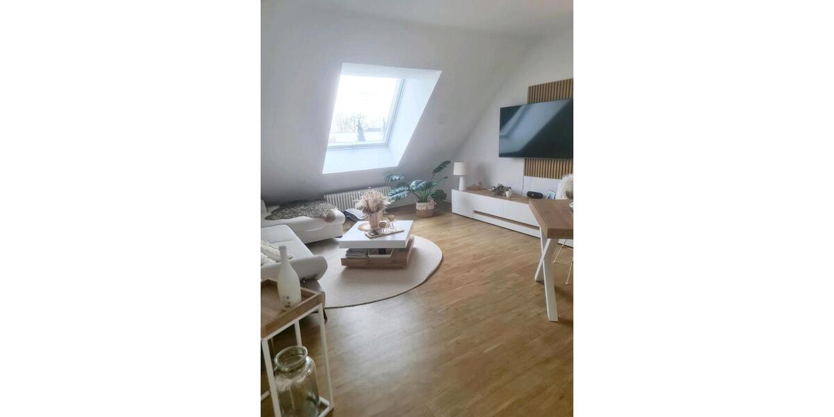 Dachgeschoßwohnung Bremen Hemelingen - 3 Zimmer, 71 m&sup2;, 695&euro; | Angebot:24840105