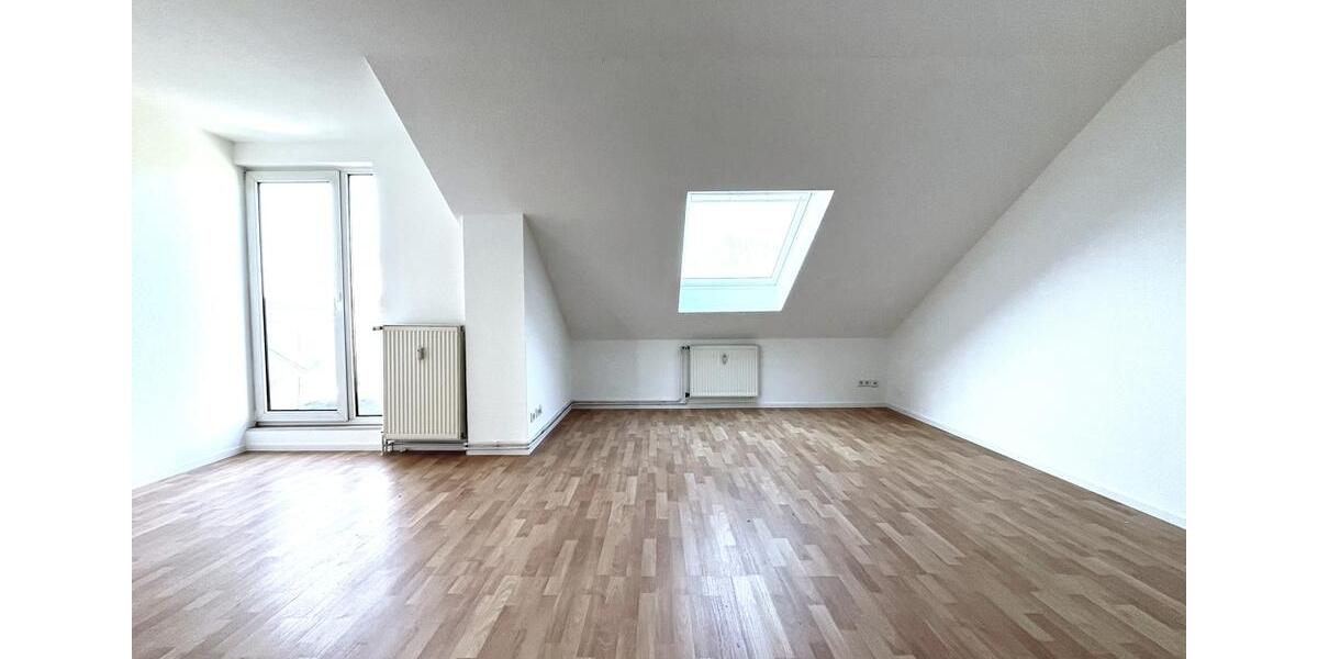 Dachgeschoßwohnung Oyten - 3 Zimmer, 70 m&sup2;, 640&euro; | Angebot:26022670