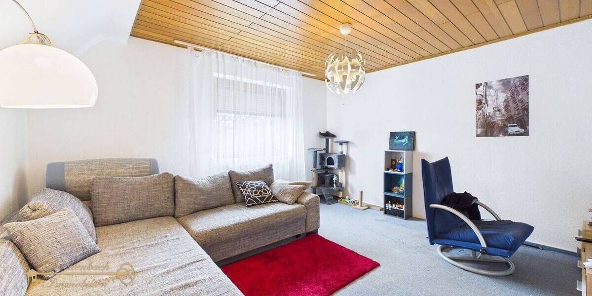 Mehrfamilienhaus, Wohnhaus Achim Uesen - 7 Zimmer, 220 m&sup2;, 430.000&euro; | Angebot:26875038