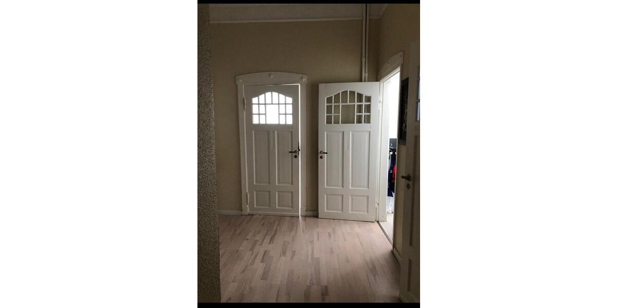 Etagenwohnung Bremen Neustadt - 4 Zimmer, 96 m&sup2;, 1.650&euro; | Angebot:25807537