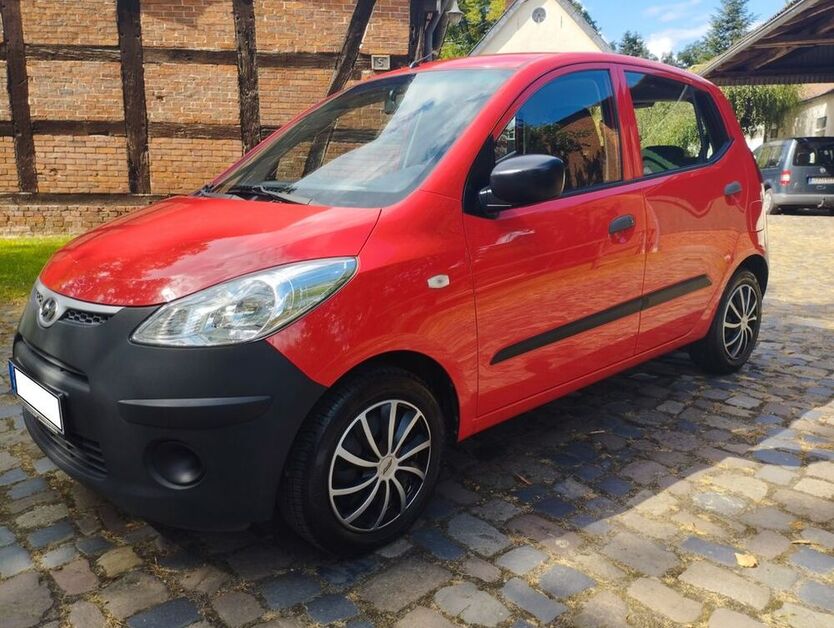 i10