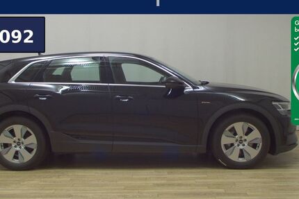 Audi e-tron 60.587 km 23.980 € Bremen / Arsten 28279
