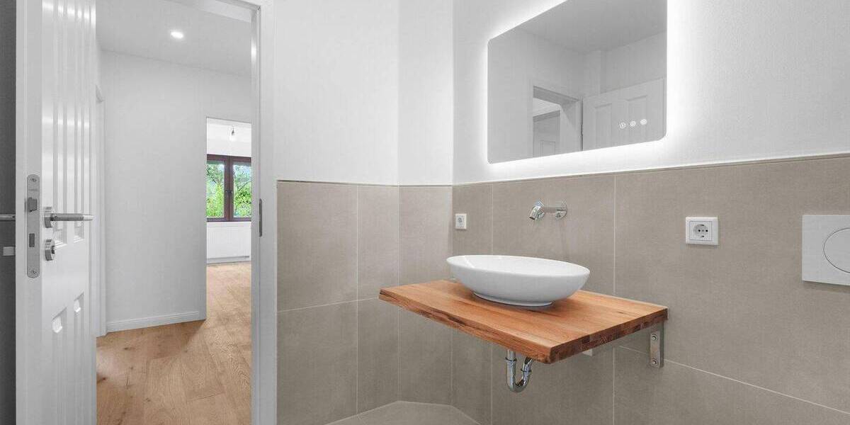 Etagenwohnung Bremen St. Magnus - 4 Zimmer, 84 m&sup2;, 1.200&euro; | Angebot:26932111