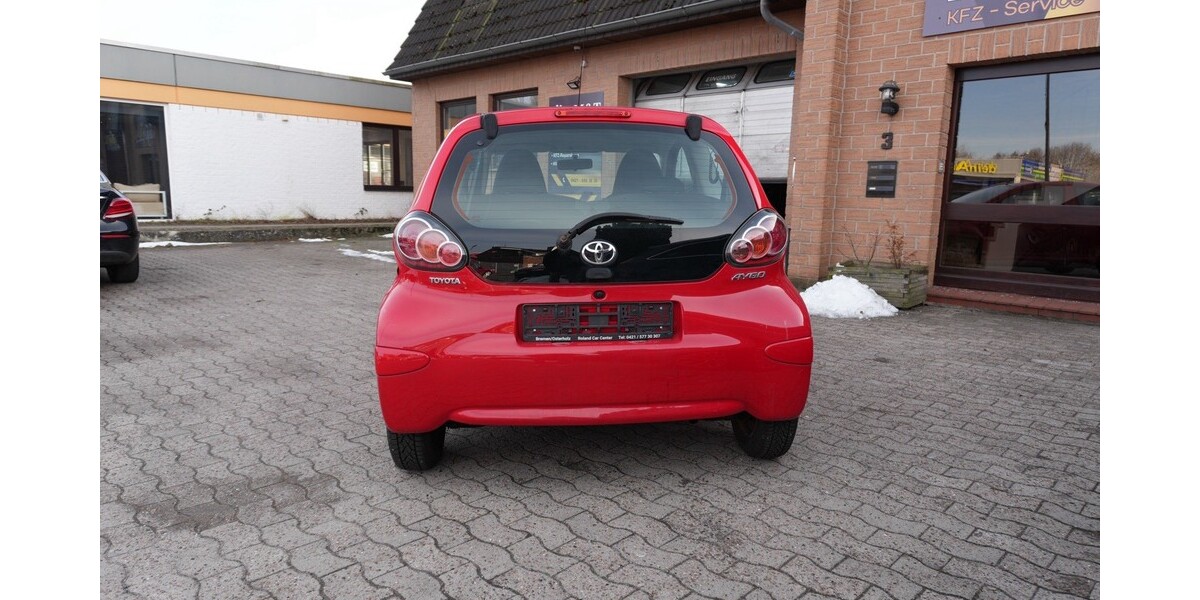 Toyota Aygo 82.123 km 3.500 &euro; Bremen 28195