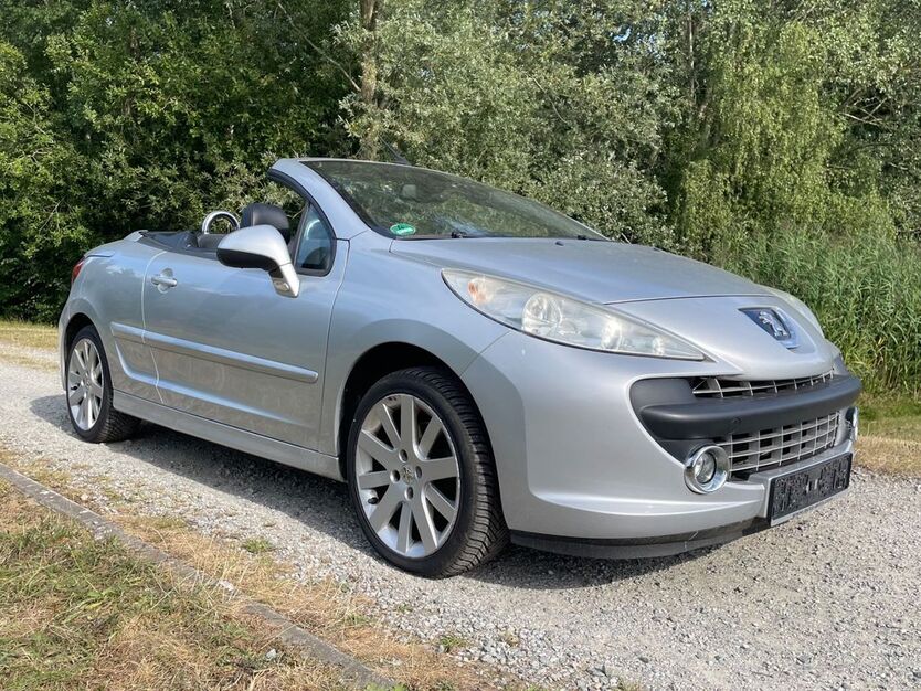 Peugeot 207 168.000 km 2.490 € Bremen 28197