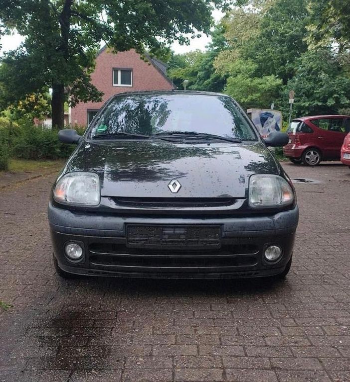 Renault Clio 131.000 km 2.000 € Delmenhorst 27753