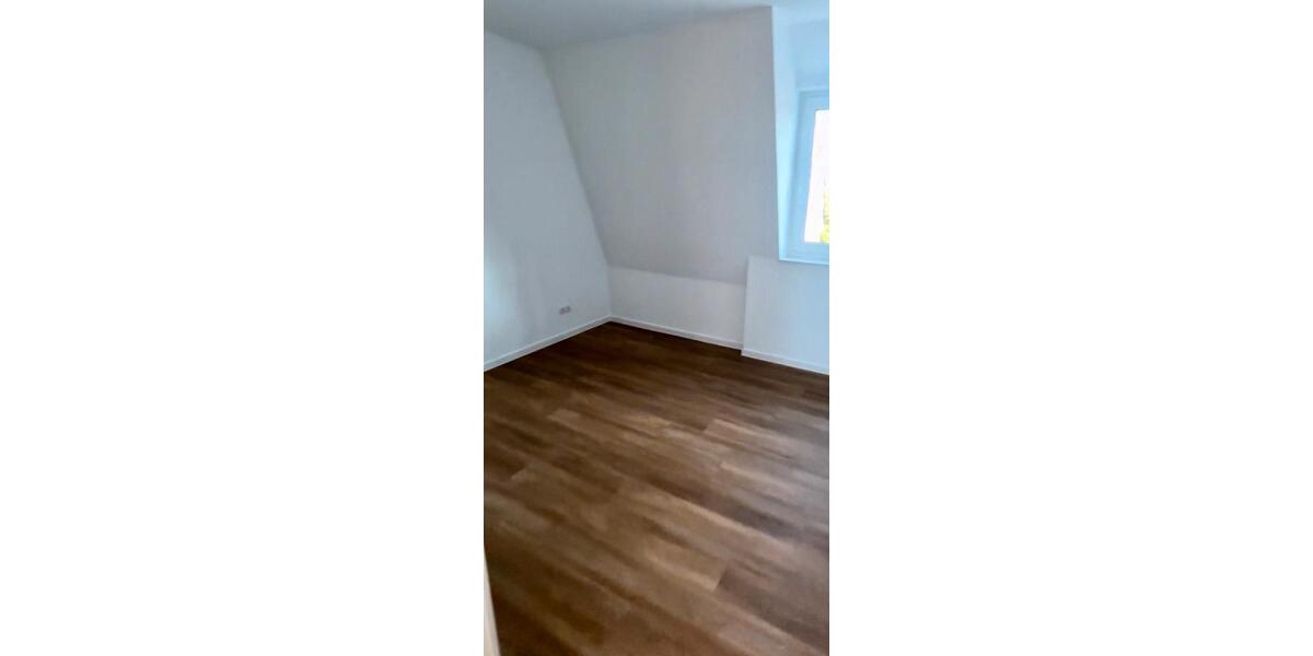 Doppelhaushälfte Hude (Oldenburg) - 4 Zimmer, 107 m&sup2; | Angebot:24704458