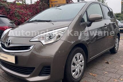 Toyota Verso-S 151.000 km 8.900 € Bremen 28215