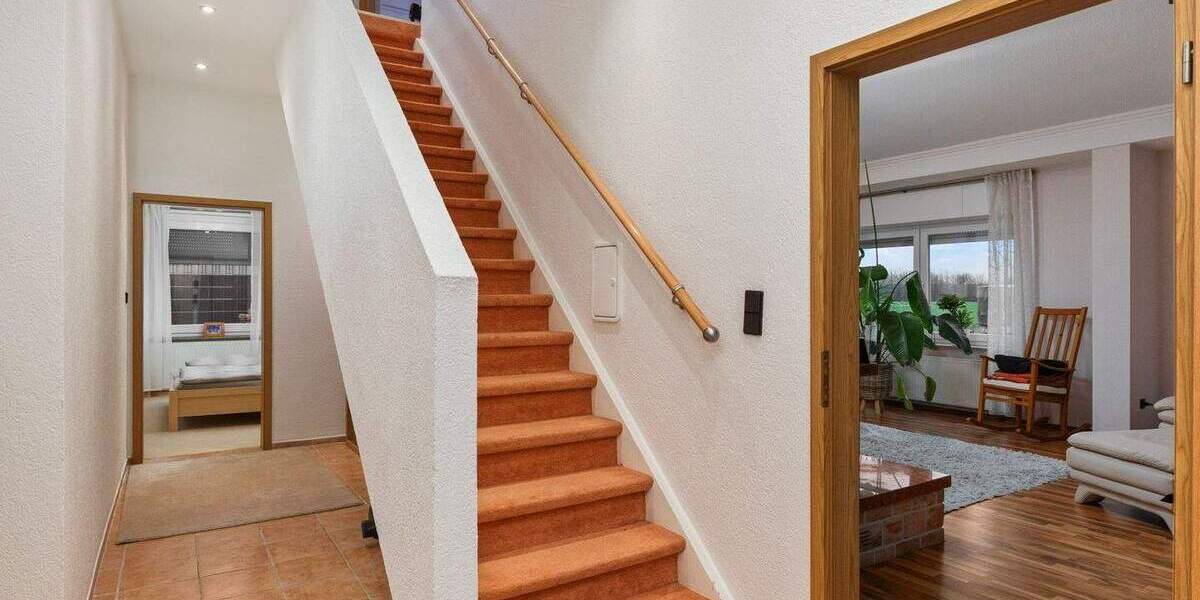 Einfamilienhaus Bassum Osterbinde - 9 Zimmer, 244 m&sup2;, 415.000&euro; | Angebot:25796677