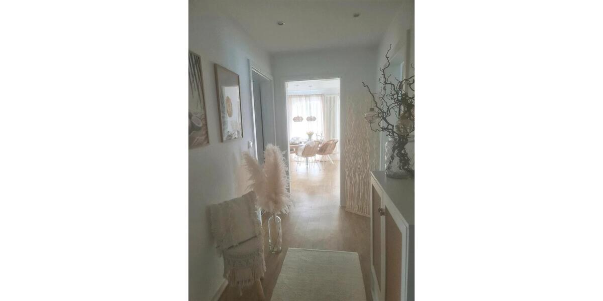 Dachgeschoßwohnung Bremen Hemelingen - 3 Zimmer, 71 m&sup2;, 695&euro; | Angebot:24840105