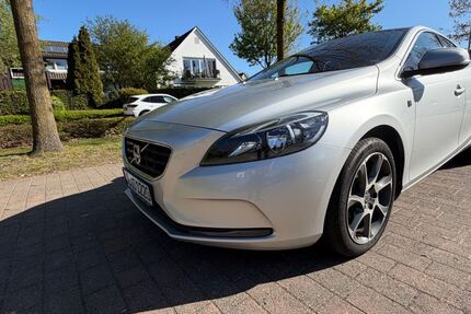 Volvo V40 121.000 km 10.800 &euro; Dünsen 27243