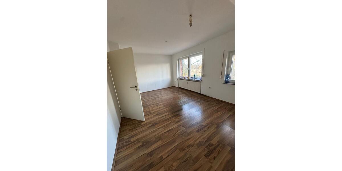 2 Zimmer Wohnung frisch renoviert 2 zimmer